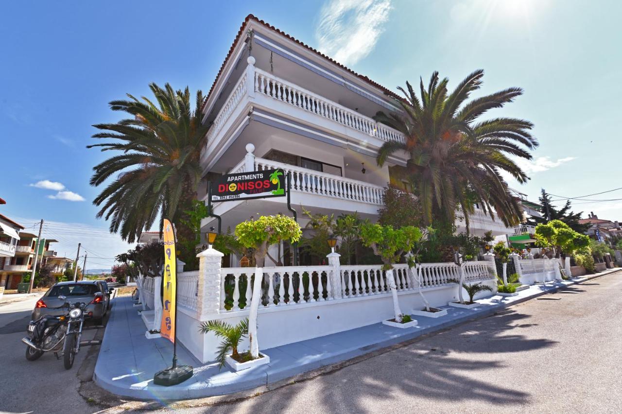 Dionisos Palms Apartments Paralia Dionisiou Exterior foto
